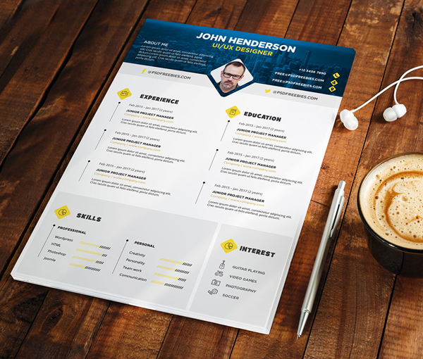 Free PSD : Professional Designer Resume CV Template PSD