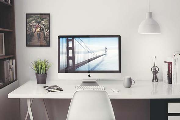 Free IMac 5K Retina 27 Mockup PSD