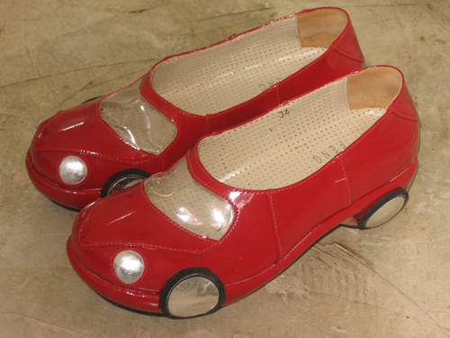 Car-shoes in 35 Ingenious Examples of Footwear