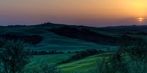 40-mesmeric-triple-screen-wallpapers-sunsetintuscany in 40 Beautiful Triple Screen Wallpapers