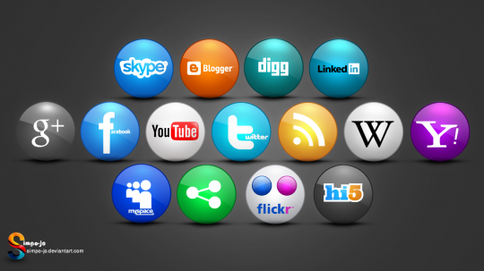 35+ Circular Social Media Icon Sets