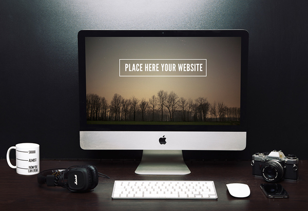 Free iMac Mockup Freelancer Setup